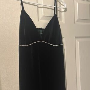 Elegant Black Velvet Strapless Dress with Rhinestone Band